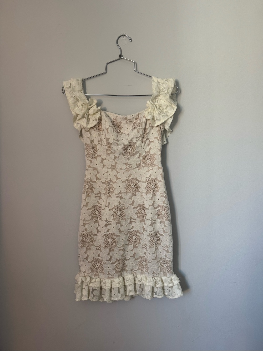 NWT Hello Molly Cream Lace Floral Mini Dress with Ruffle Trim